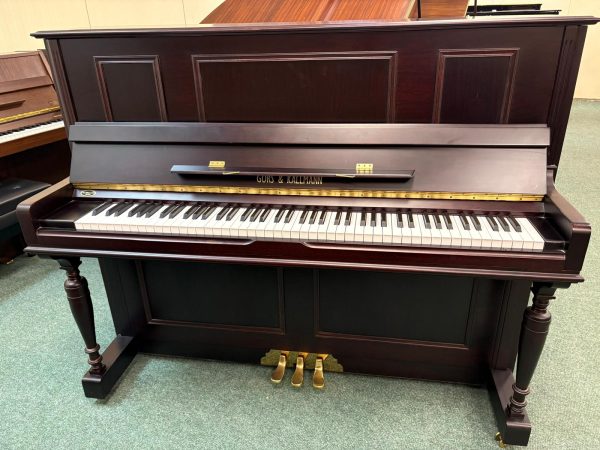 Gors & Kallmann Upright